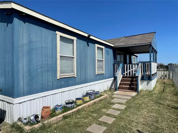 Del Valle, TX 78617,106 Brown Pelican DR