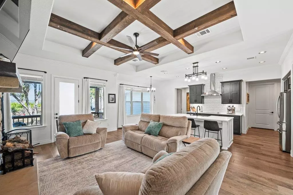 Spring Branch, TX 78070,267 Eagle Rock RD