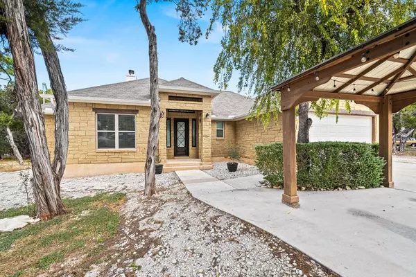 Spring Branch, TX 78070,267 Eagle Rock RD