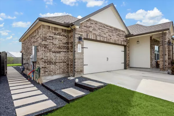 Georgetown, TX 78628,700 Legends LN