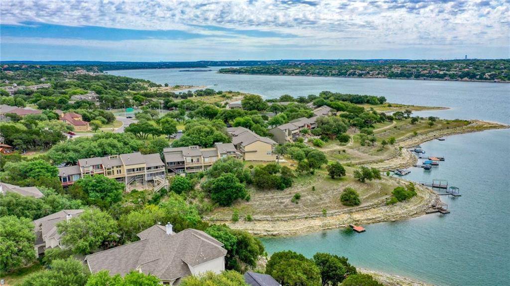 317 Venture BLVD S, Point Venture, TX 78645
