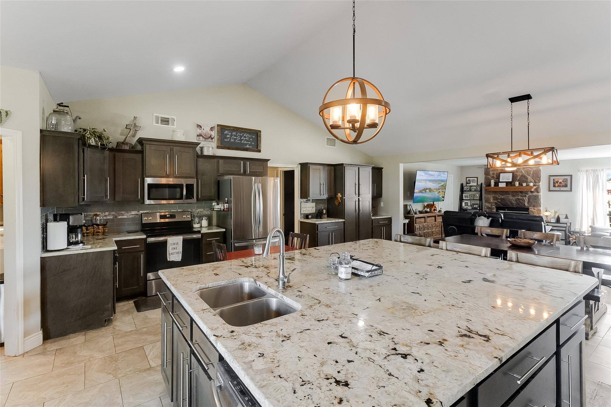 Kingsland, TX 78639,215 White Brush DR