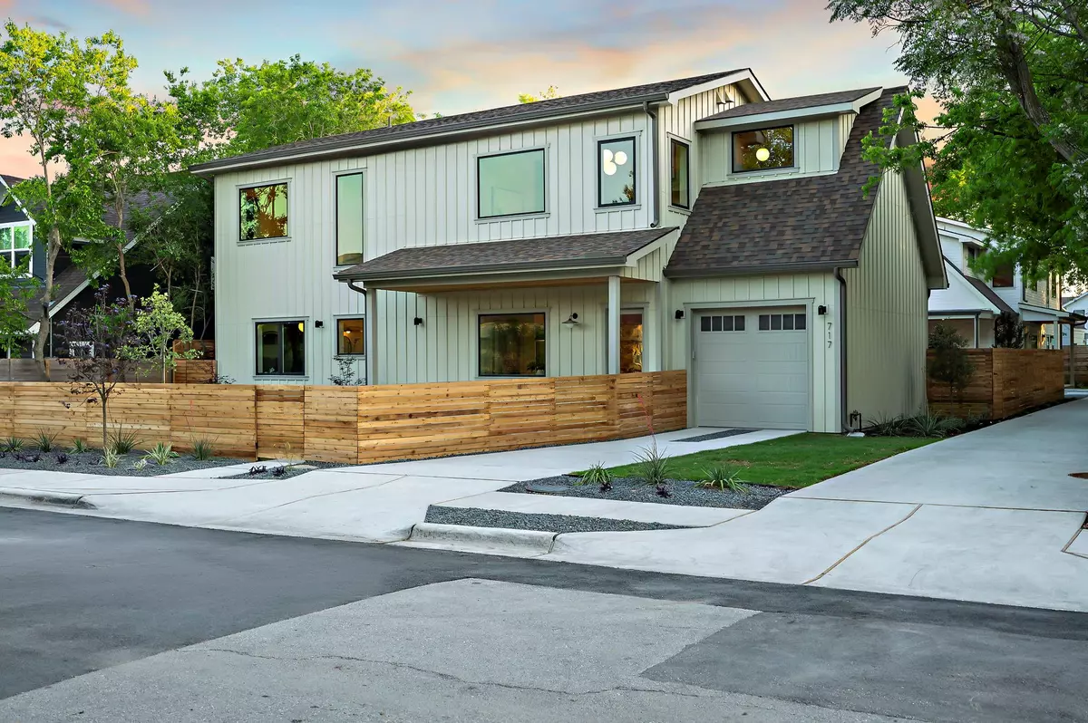 Austin, TX 78751,717 E 50th ST