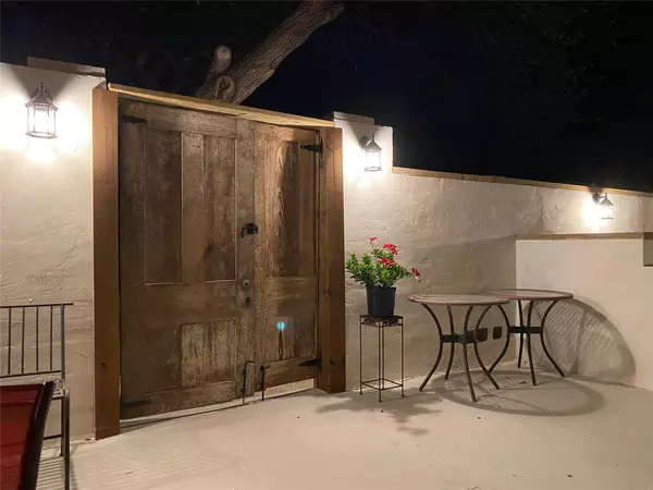 San Marcos, TX 78666,127 Bogie DR