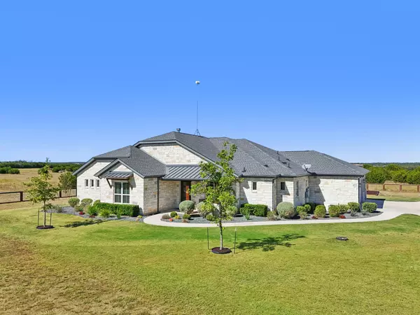 3454 County Road 284, Liberty Hill, TX 78642
