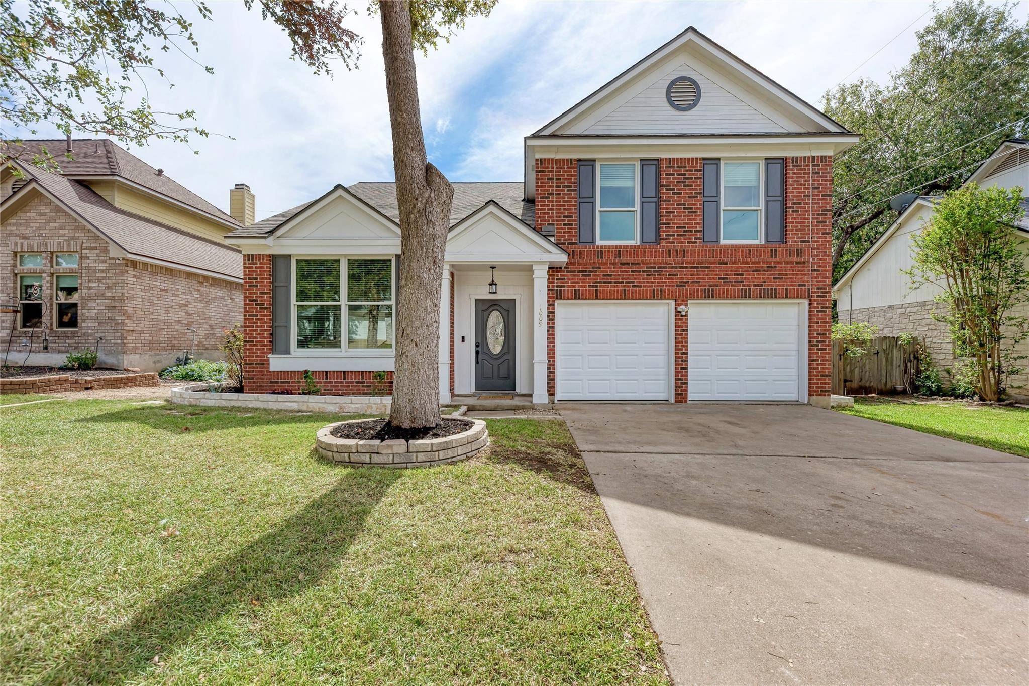 1009 Riverlawn DR, Round Rock, TX 78681