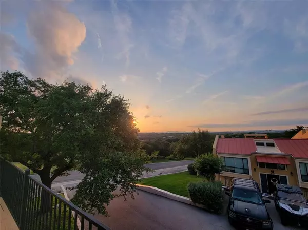 402 Hi Stirrup #E1, Horseshoe Bay, TX 78657