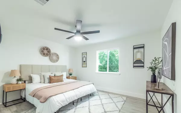 Austin, TX 78744,6103 Wing Feather DR