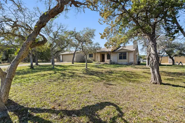 1014 S Sunset Canyon DR, Dripping Springs, TX 78620