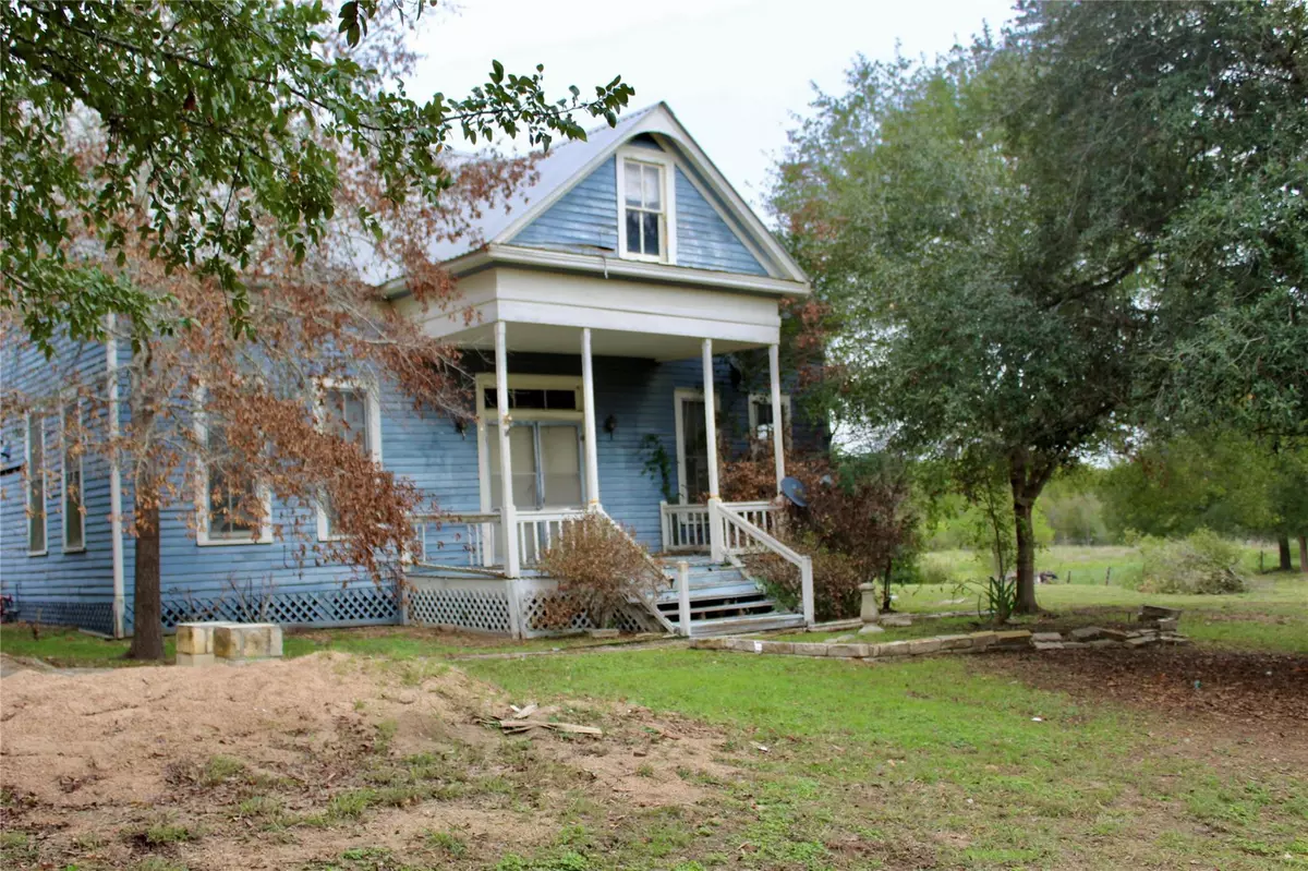 Fayetteville, TX 78940,228 S Rusk ST