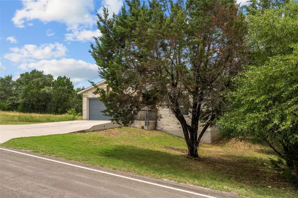 Lago Vista, TX 78645,2612 American DR