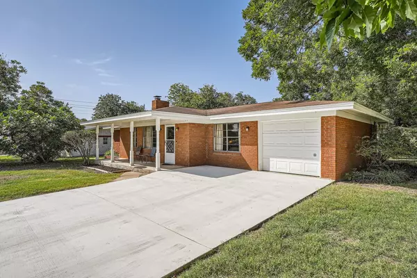 Austin, TX 78745,2003 Mimosa DR