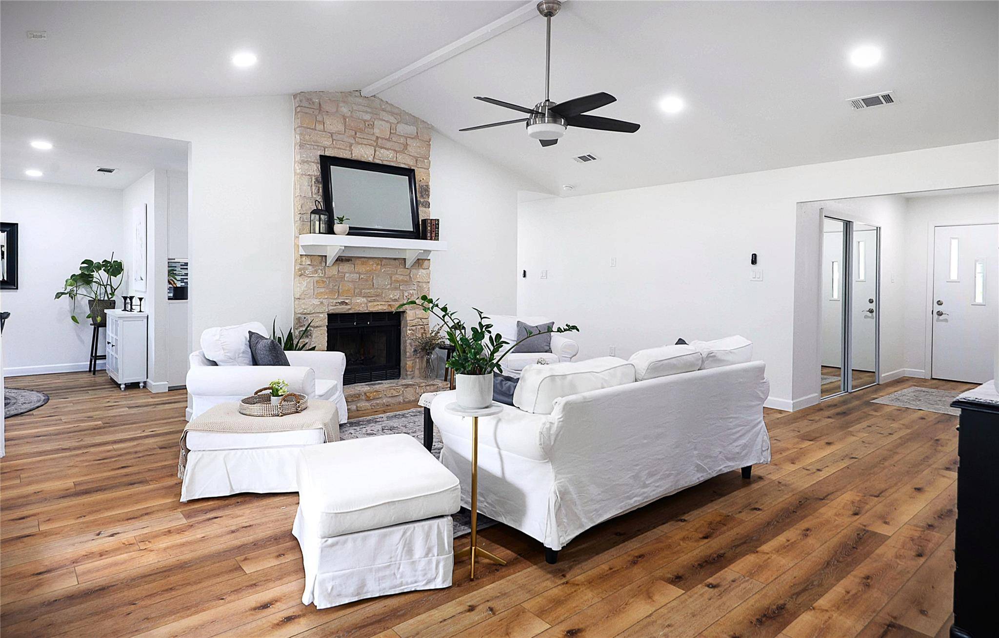 Austin, TX 78727,12300 CASSADY DR
