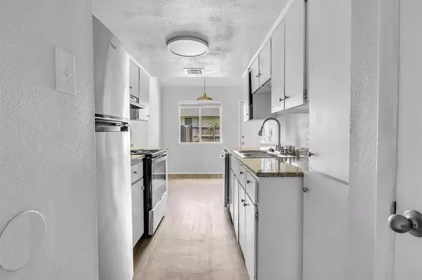 Temple, TX 76504,2414 Patrick Henry ST #B