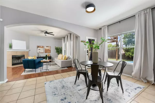 Austin, TX 78744,8701 Meridian Oak LN