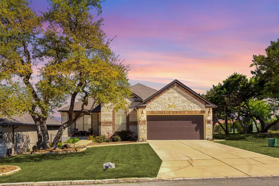 31 Mariposa PKWY, Boerne, TX 78006