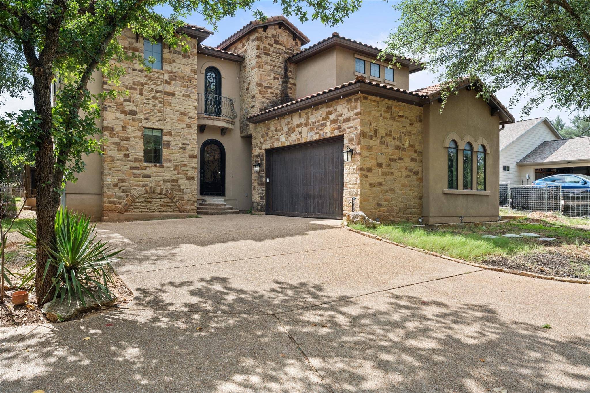 1310 Minnie DR, Austin, TX 78732