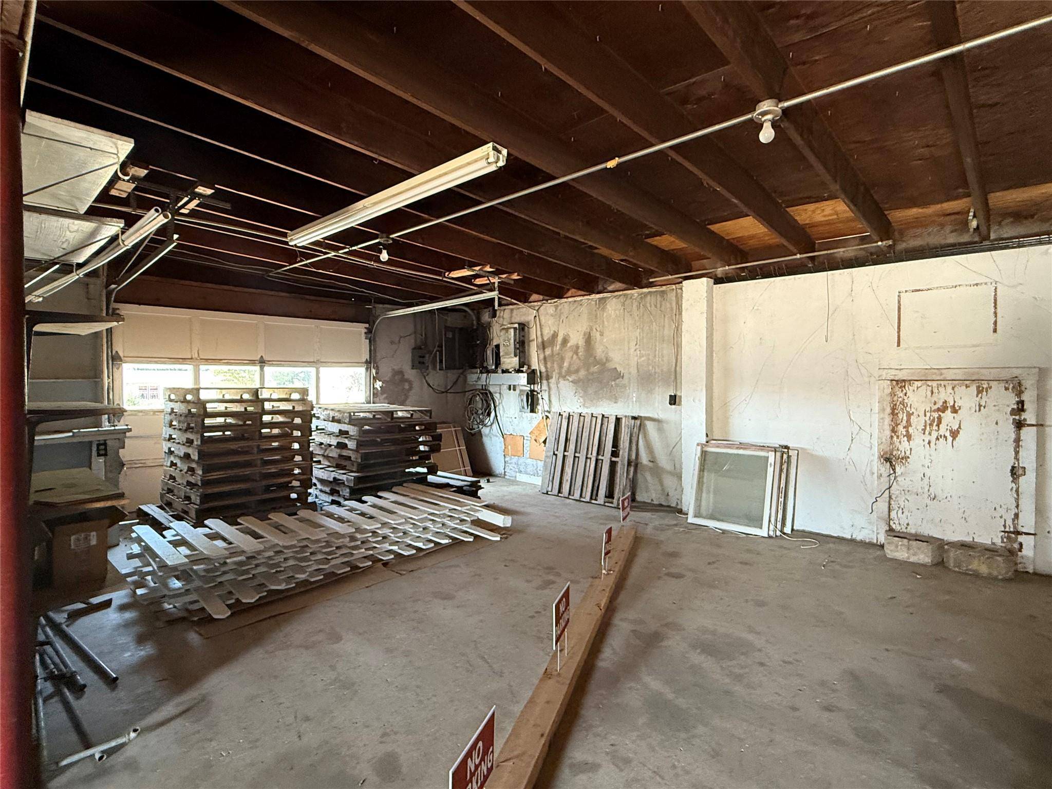 Marble Falls, TX 78654,500 Main ST