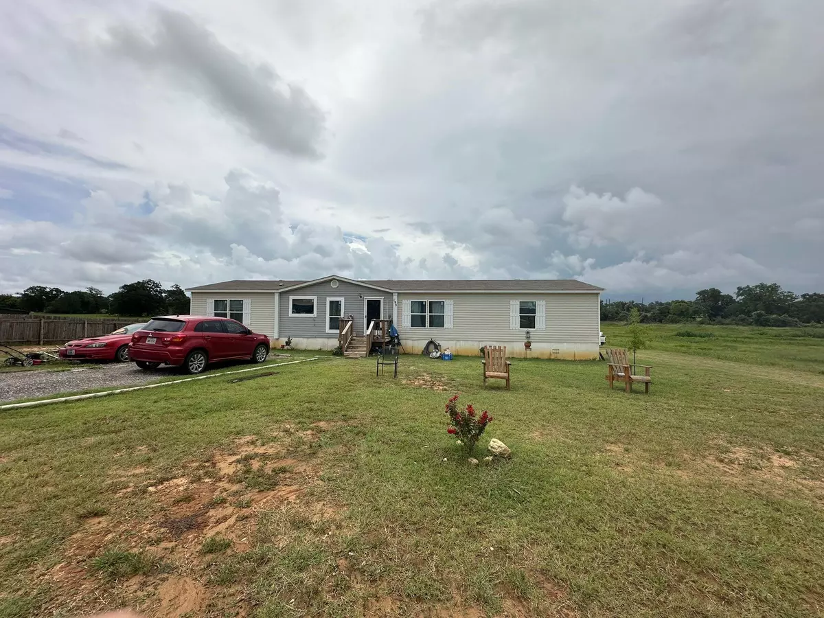 Dale, TX 78616,190 Casen ST