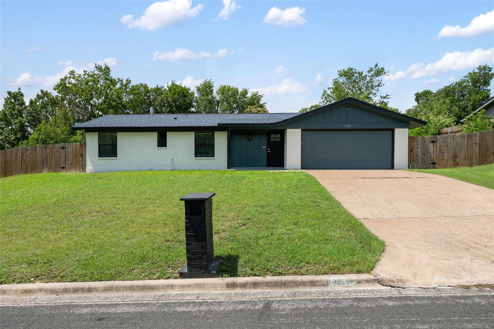 Austin, TX 78753,1101 Floradale DR