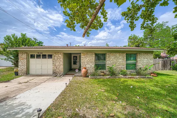 914 Hermitage DR, Austin, TX 78753