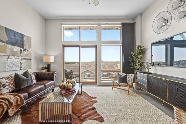 2124 E 6th ST #420,  Austin,  TX 78702