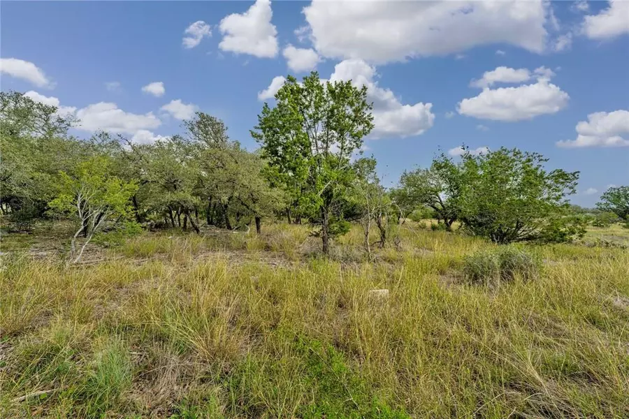 104 Rocky Summit CT, Spicewood, TX 78669