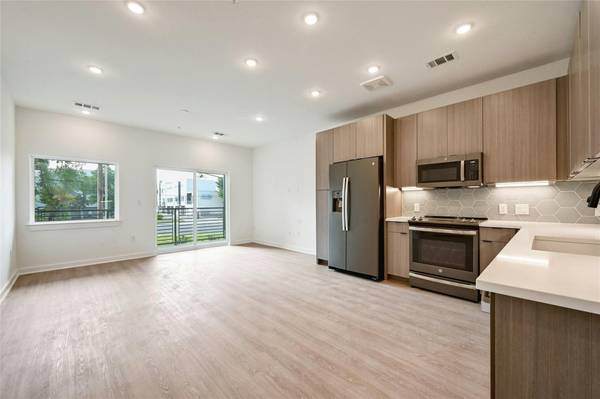 4802 S Congress Ave #114,  Austin,  TX 78745