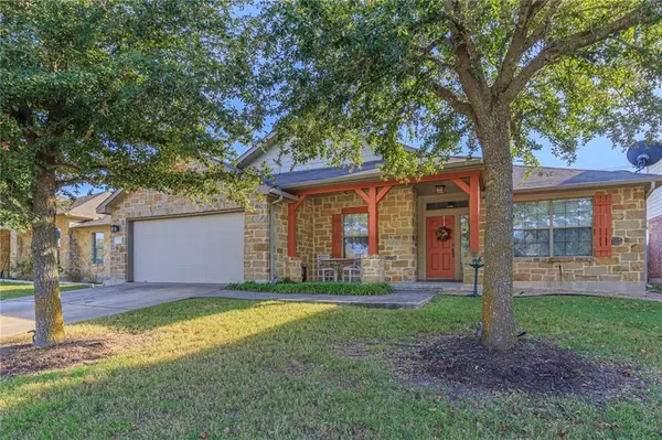 137 Sandstone TRL, Buda, TX 78610