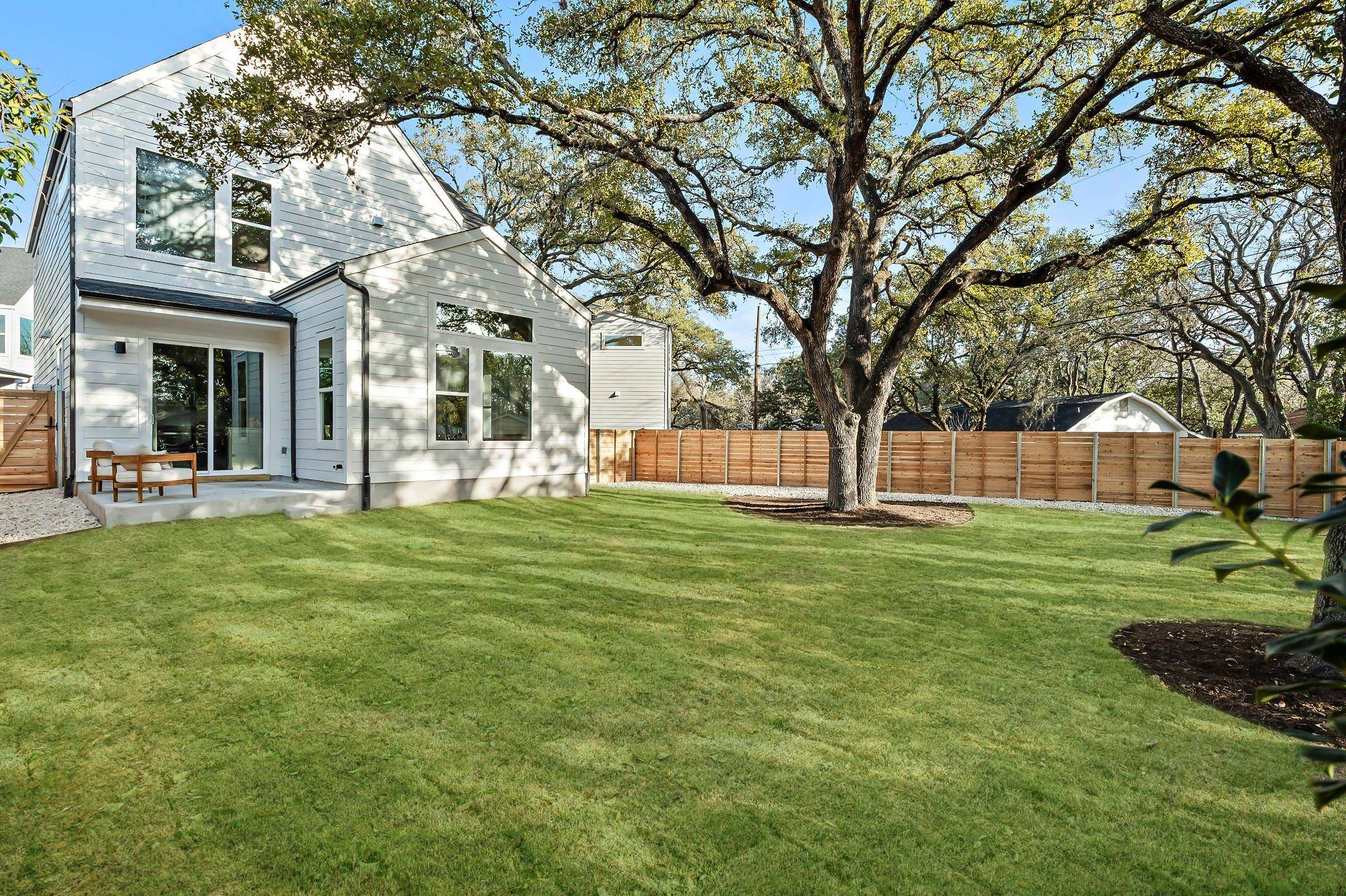 5107 Menchaca RD #11, Austin, TX 78745