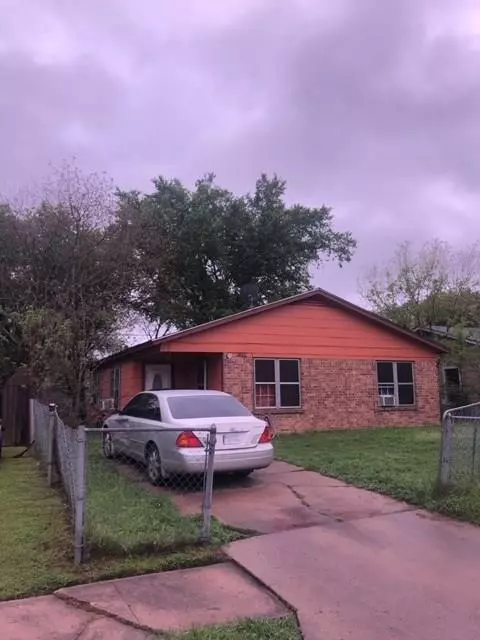 Austin, TX 78741,6109 Palm CIR