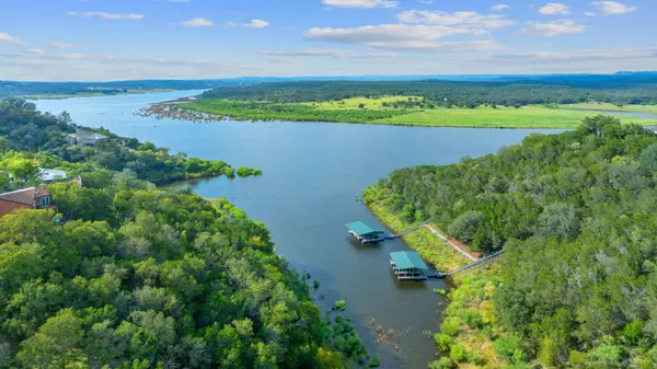 Spicewood, TX 78669,200 Contrails WAY