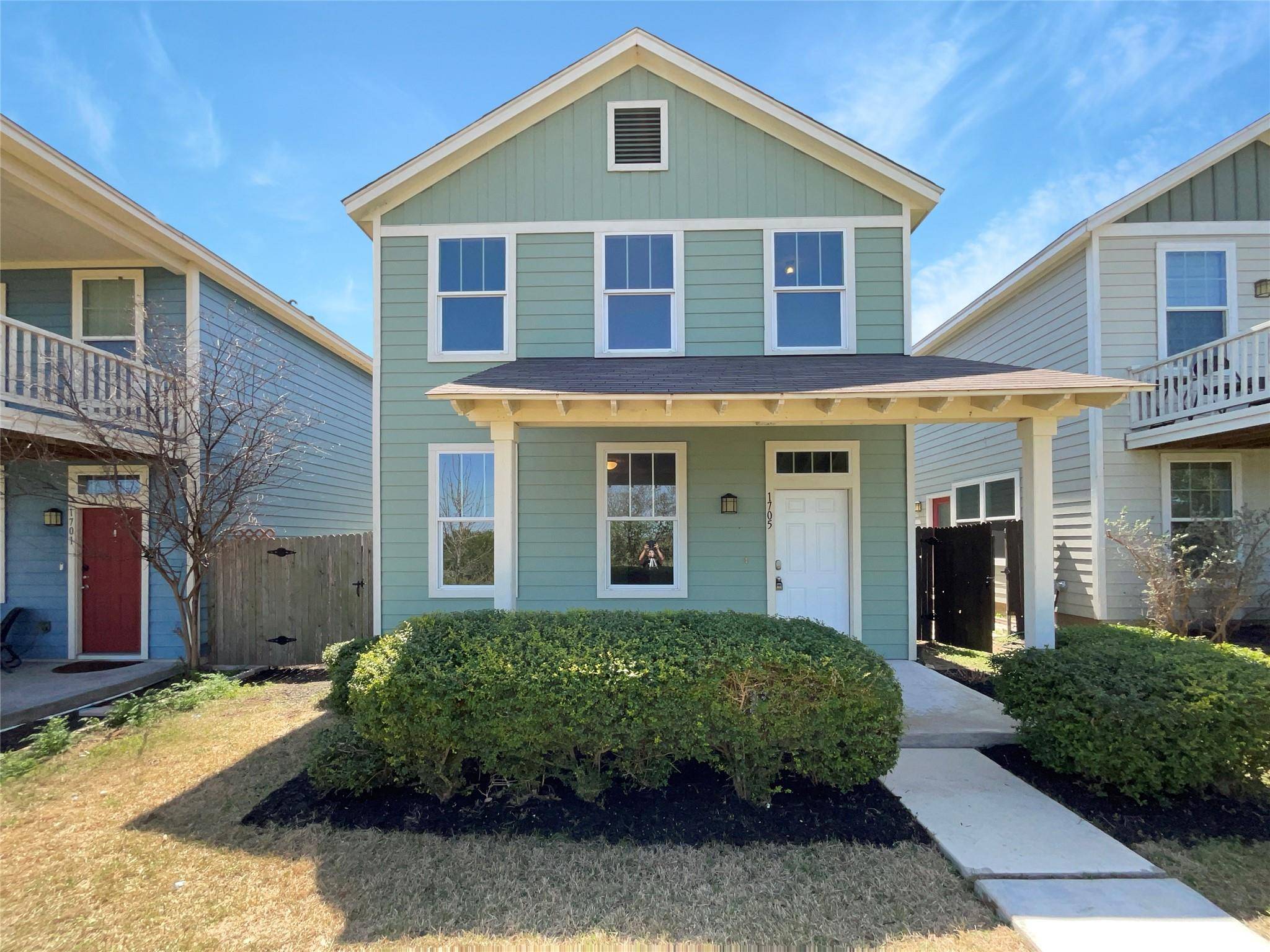 1705 Arbor Knot DR, Kyle, TX 78640