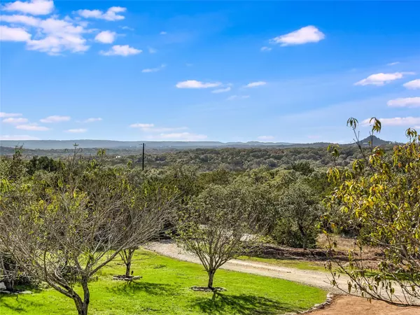 Wimberley, TX 78676,575 CALICHE RD