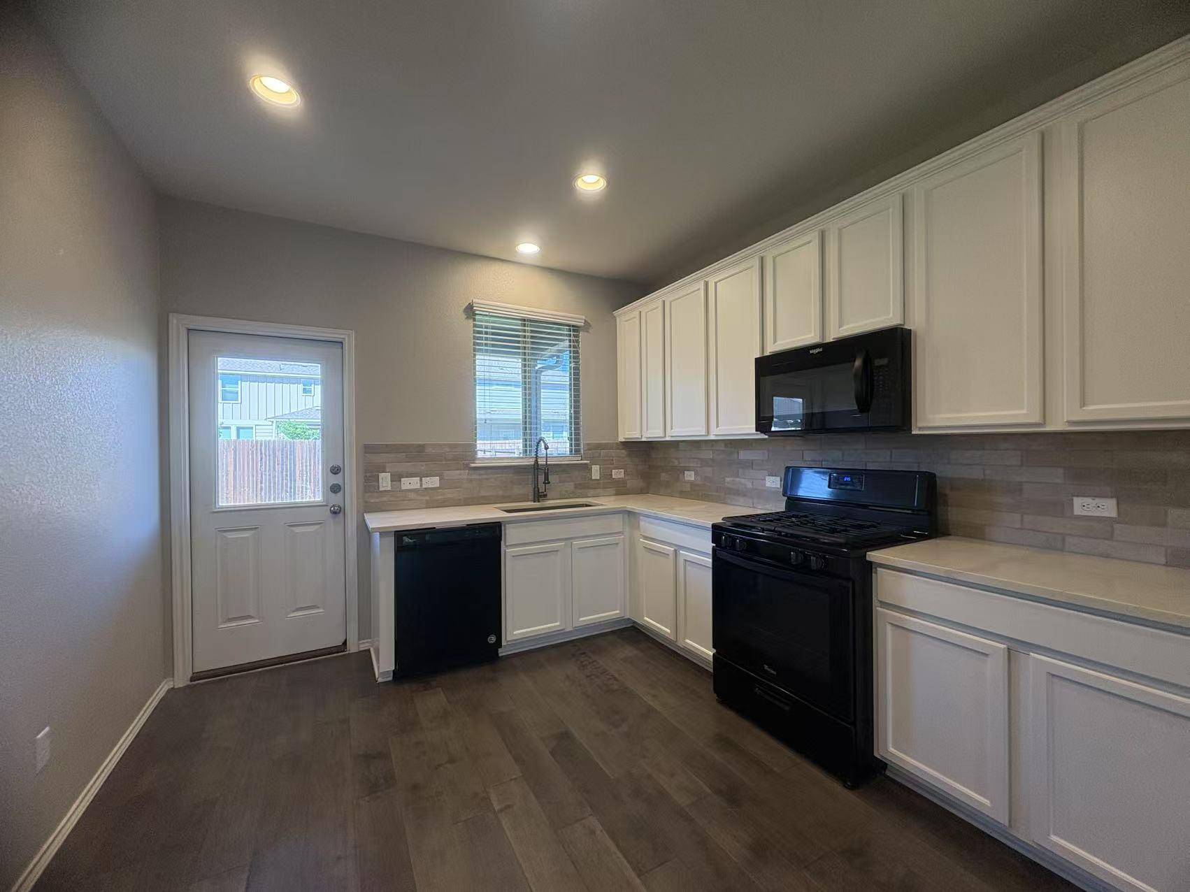 Liberty Hill, TX 78642,453 Perryville LOOP