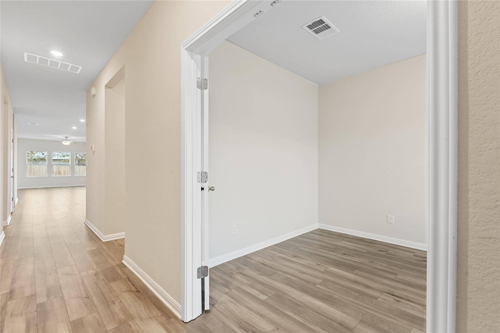 Hutto, TX 78634,100 Babblebrook WAY