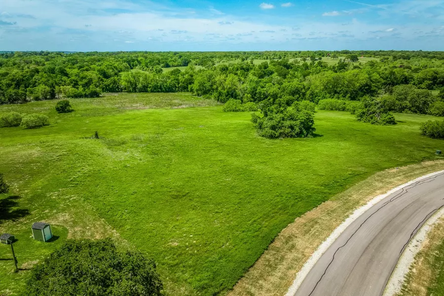 424 Brazos Court, Caldwell, TX 77836