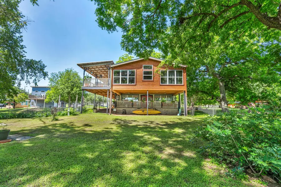 3715 Lakeview DR, Cottonwood Shores, TX 78657