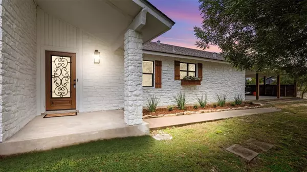 200 Rowlett RD, Liberty Hill, TX 78642