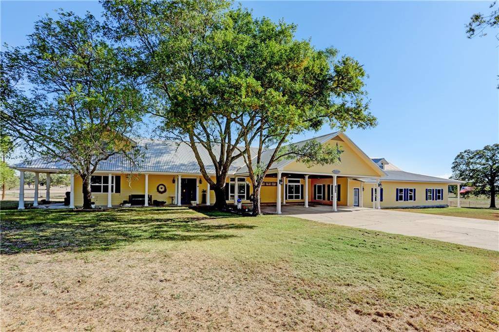 1607 County Road 130, Ledbetter, TX 78946