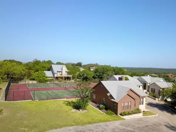 Spicewood, TX 78669,113 Courtside WAY