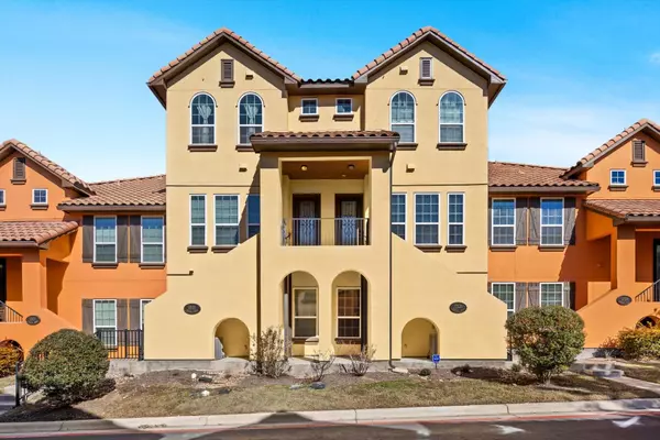 12125 Terraza CIR #TH62, Austin, TX 78726