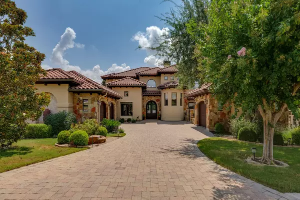 3905 Sugarloaf DR, Austin, TX 78738