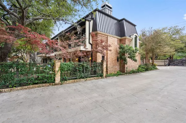 Austin, TX 78746,2451 Westlake DR