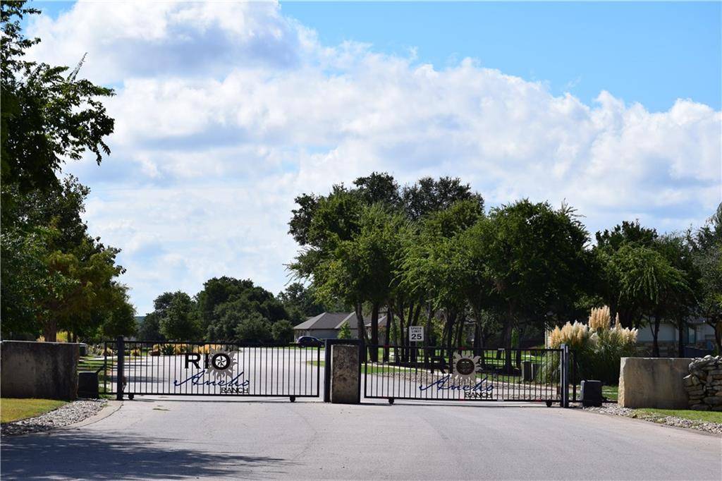 733 Buffalo TRL, Liberty Hill, TX 78642