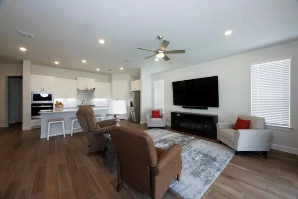 San Marcos, TX 78666,1524 Dancing Oak LN