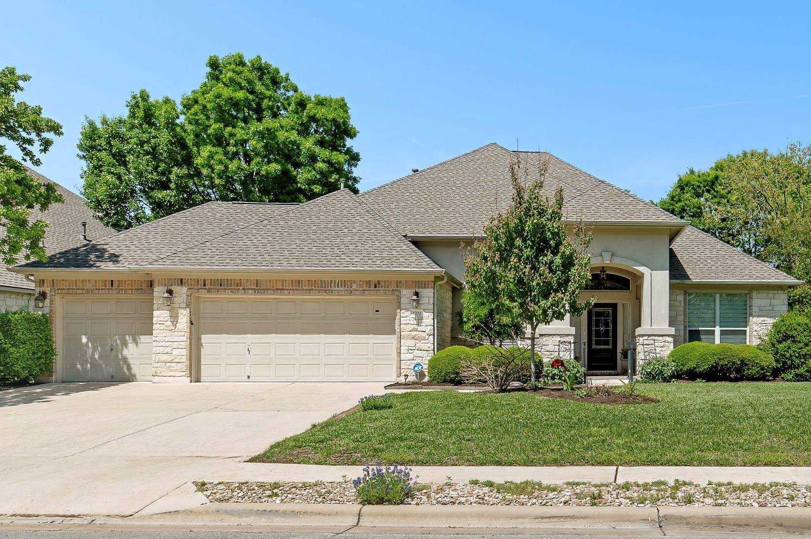 2702 Vaquera CT, Round Rock, TX 78681