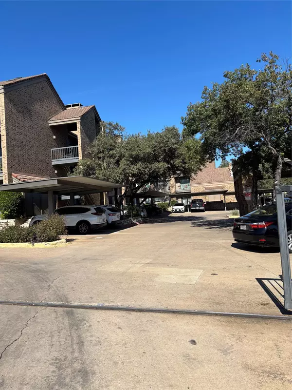 8888 Tallwood DR #3207, Austin, TX 78759