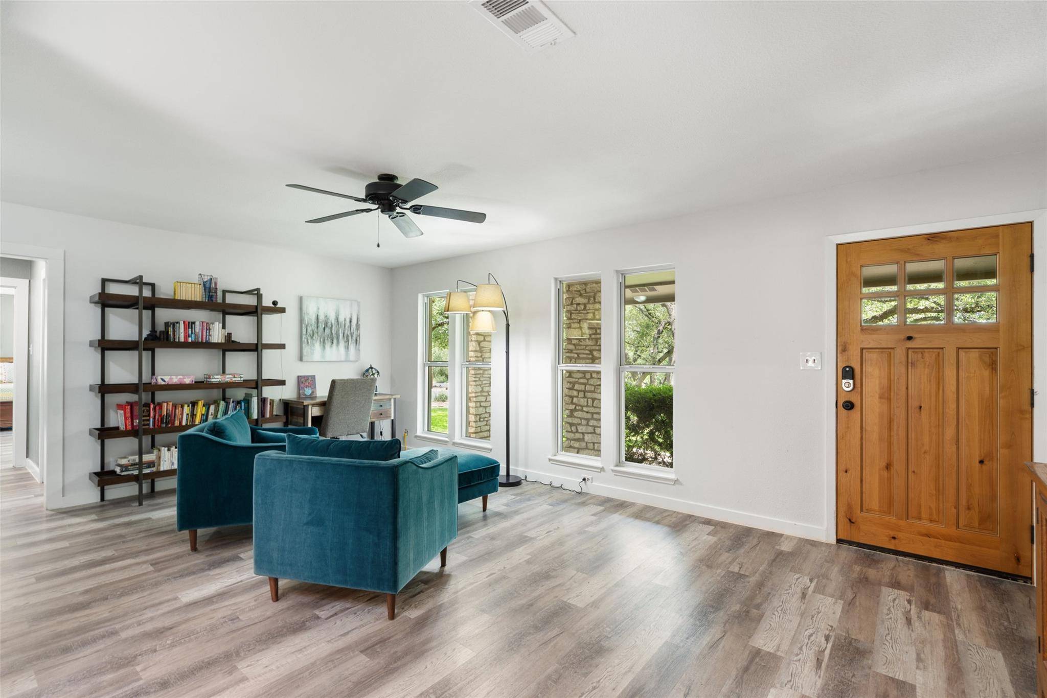 Georgetown, TX 78628,400 Oak Crest LN