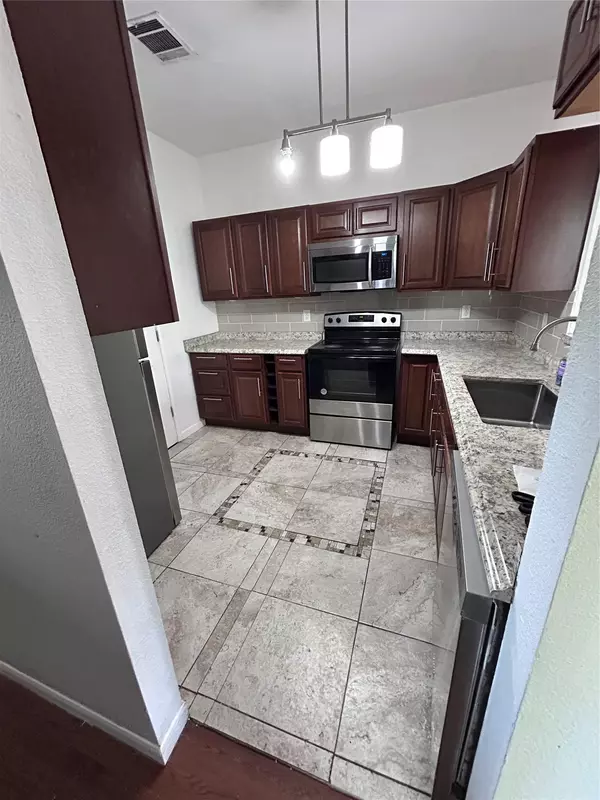 Austin, TX 78744,5708 Spring Meadow RD